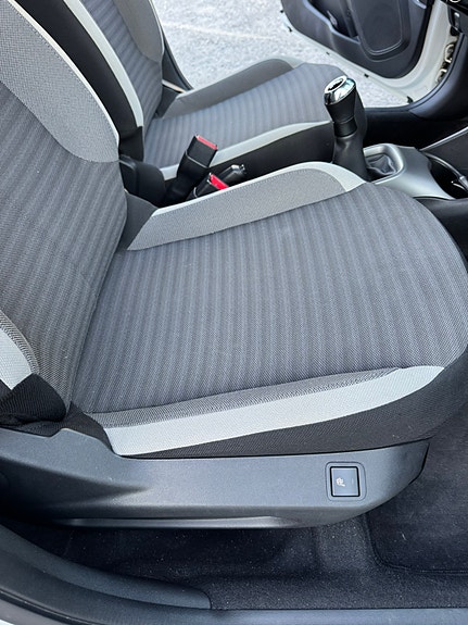 Toyota Aygo 10 of 26