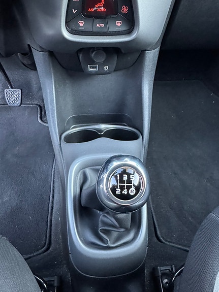 Toyota Aygo 15 of 26