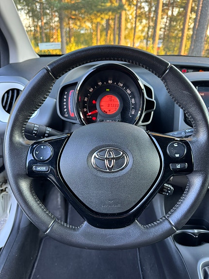 Toyota Aygo 13 of 26