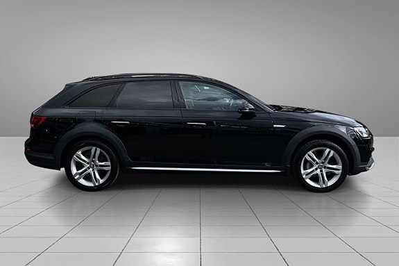 Audi A4 allroad 7 of 30