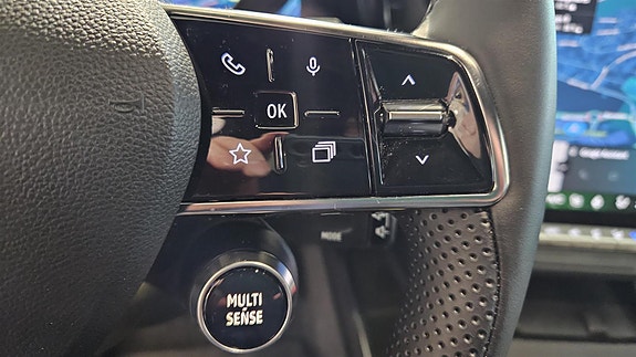Renault Scenic E-Tech 17 of 30
