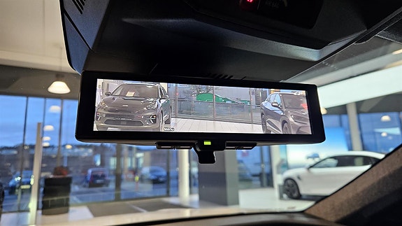 Renault Scenic E-Tech 28 of 30