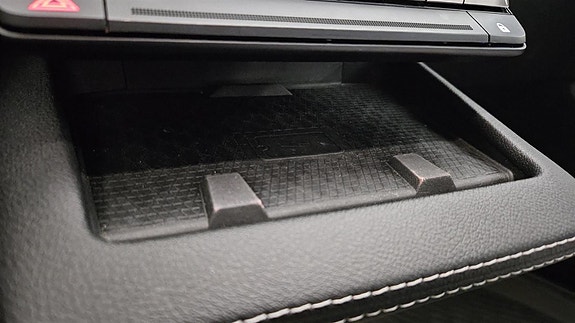 Renault Scenic E-Tech 25 of 30