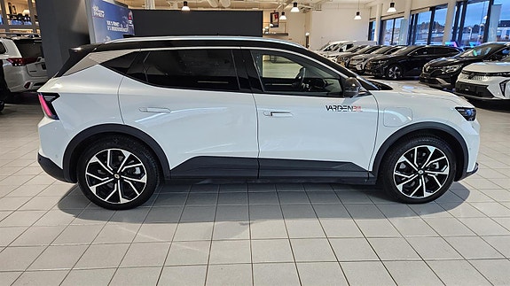Renault Scenic E-Tech 8 of 30