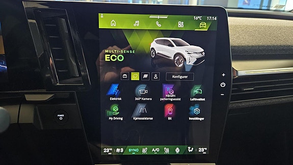 Renault Scenic E-Tech 22 of 30