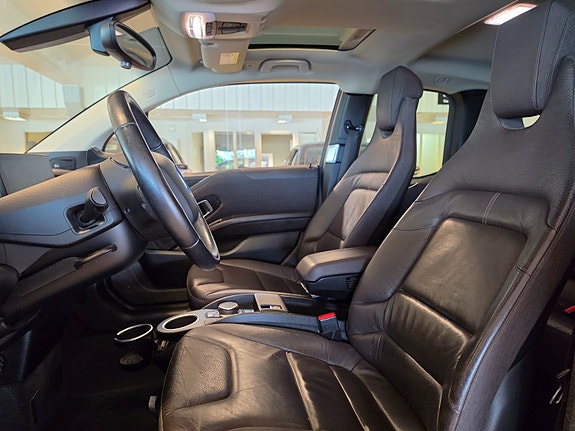 BMW i3 10 of 24