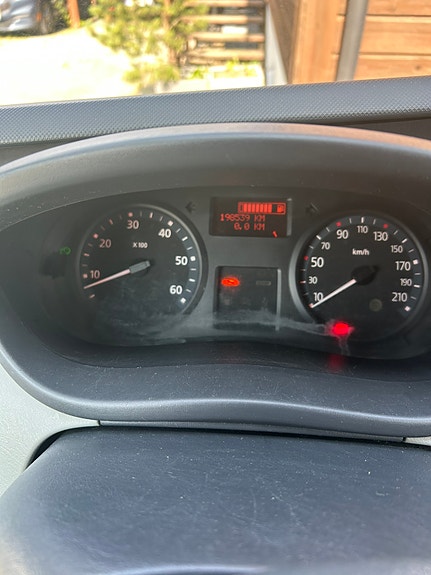 Renault Trafic 8 of 12