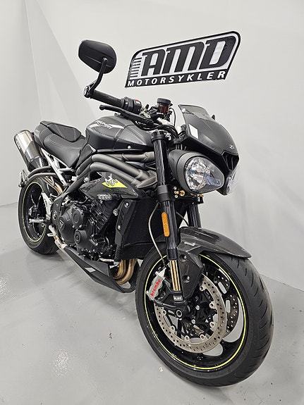 Triumph Speed Triple 1050 RS 2 of 11