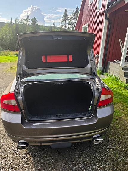 Volvo S80 8 of 9