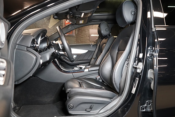 Mercedes-Benz C350 e 13 of 28