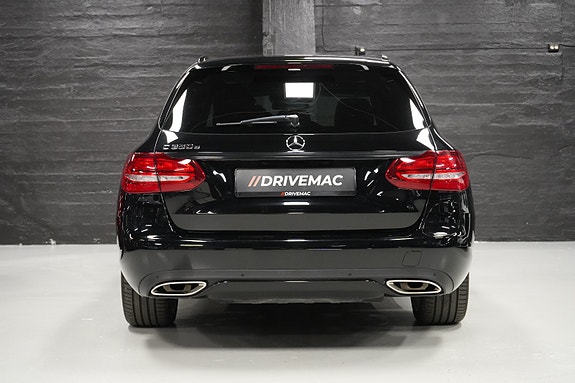 Mercedes-Benz C350 e 9 of 28