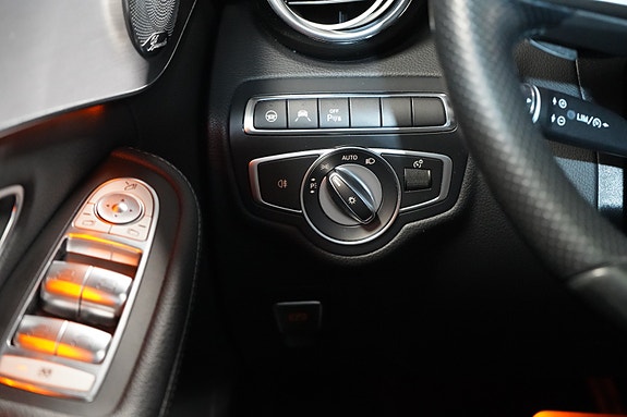 Mercedes-Benz C350 e 17 of 28