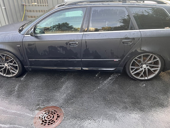Audi A4 5 of 18