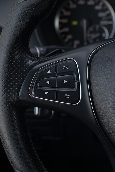 Mercedes-Benz Vito 119 13 of 24