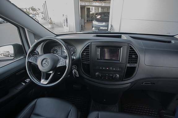 Mercedes-Benz Vito 119 11 of 24