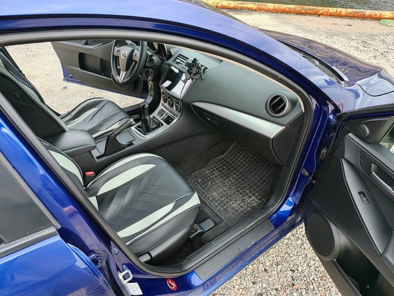 Mazda 3 13 of 30