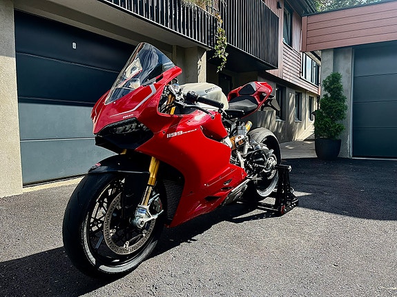 Ducati 1199 Panigale S ABS 6 of 30