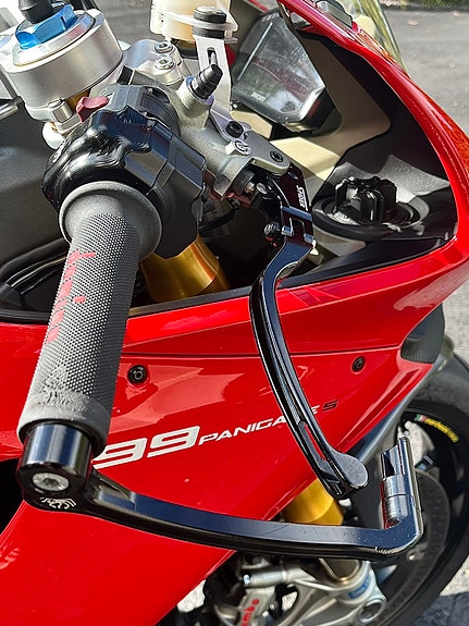 Ducati 1199 Panigale S ABS 23 of 30