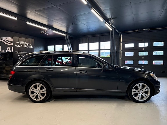 Mercedes-Benz C200 6 of 30