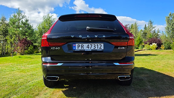 Volvo XC60 5 of 22