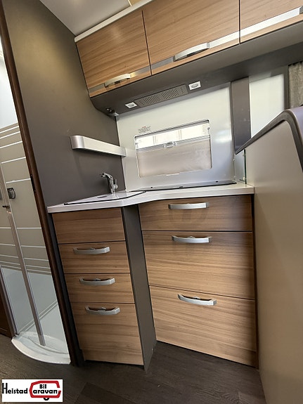 Adria Coral Nordkapp Edition 670 SL – 2019 – 150 hk automat – 1 eier 12 of 30