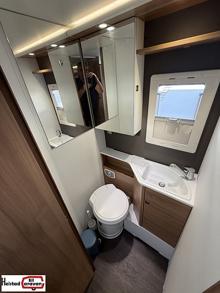 Adria Coral Nordkapp Edition 670 SL – 2019 – 150 hk automat – 1 eier 22 of 30