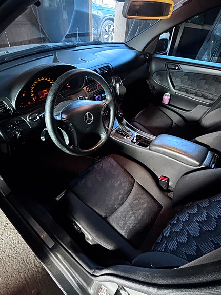 Mercedes-Benz C200 d 6 of 10