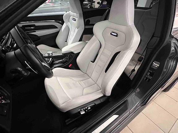 BMW M4 22 of 30