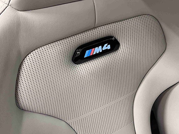 BMW M4 28 of 30