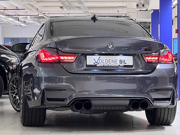 BMW M4 5 of 30