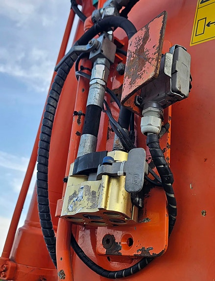 Hitachi ZX135US-6, 2018 mod, 8860 timer, 2 skuffer, opplegg til rototilt, Sentralsmøring. 11 of 30