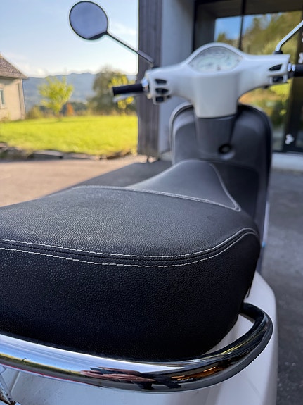 Vespa LX 50 6 of 7