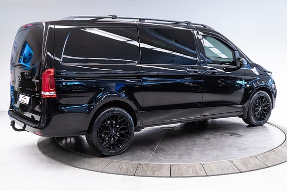 Mercedes-Benz Vito 13 of 30
