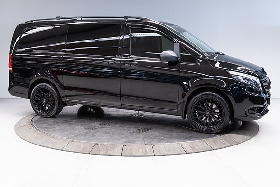 Mercedes-Benz Vito 14 of 30