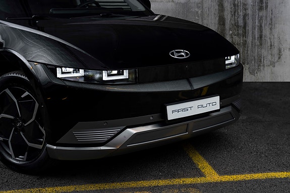 Hyundai Ioniq 5 2 of 22