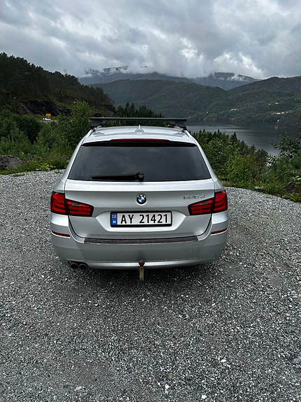 BMW 525d 6 of 13