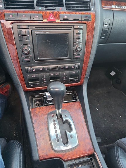 Audi A8 30 of 30