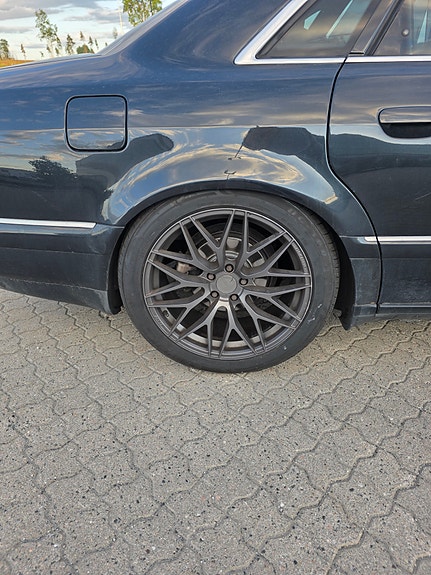 Audi A8 9 of 30
