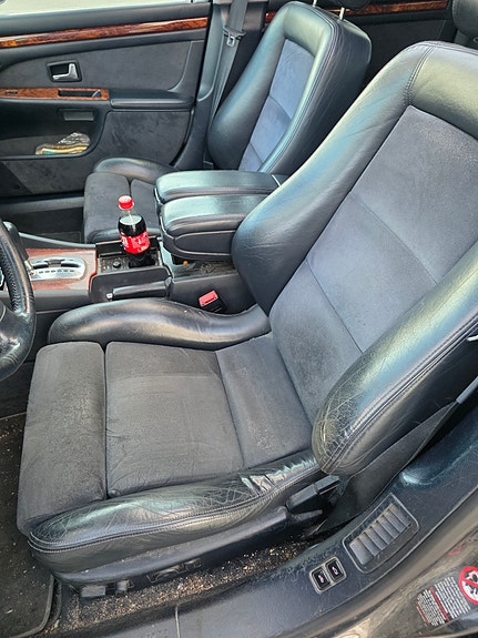 Audi A8 24 of 30