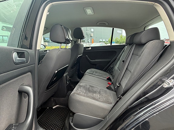 Volkswagen Golf Plus 13 of 19