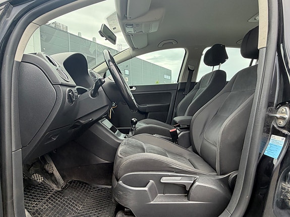 Volkswagen Golf Plus 9 of 19
