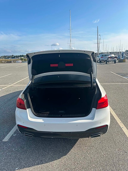 BMW 530e 6 of 16