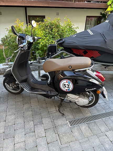 Vespa Primavera 50 9 of 12