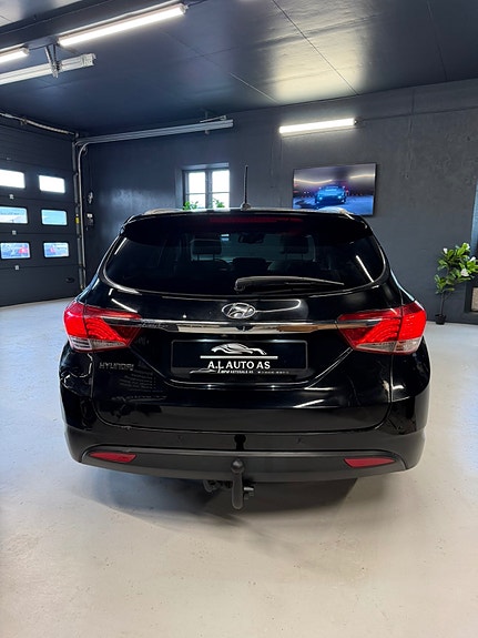 Hyundai i40 8 of 30