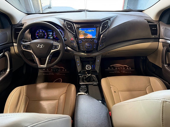 Hyundai i40 15 of 30