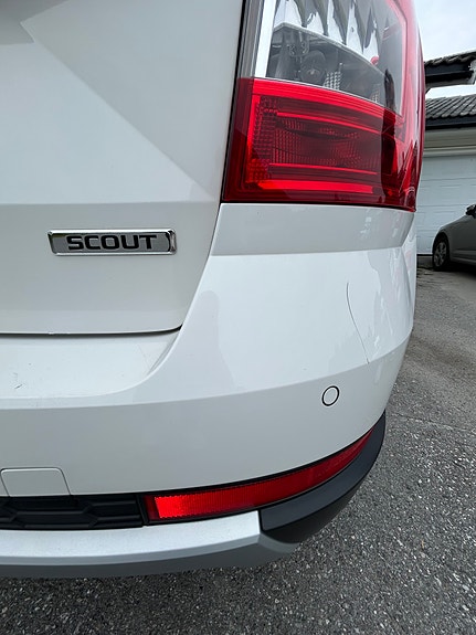 Skoda Octavia Scout 16 of 20