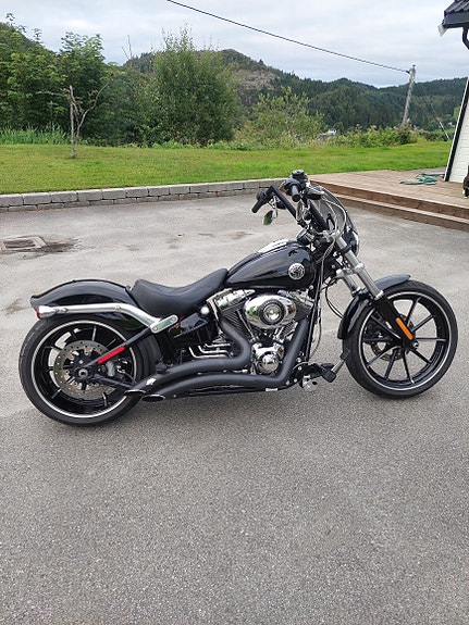 Harley-Davidson FXSB 103 BREAKOUT 7 of 7