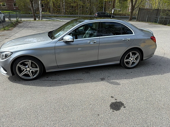 Mercedes-Benz C250 d 2 of 30