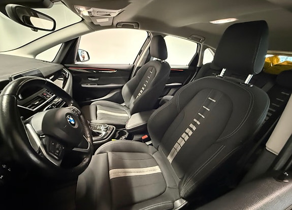 BMW 225xe 9 of 11