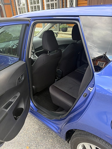 Toyota Verso-S 8 of 14